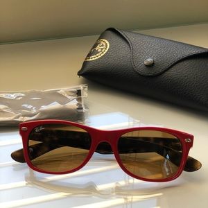Ray Ban New Wayfarer Sunglasses